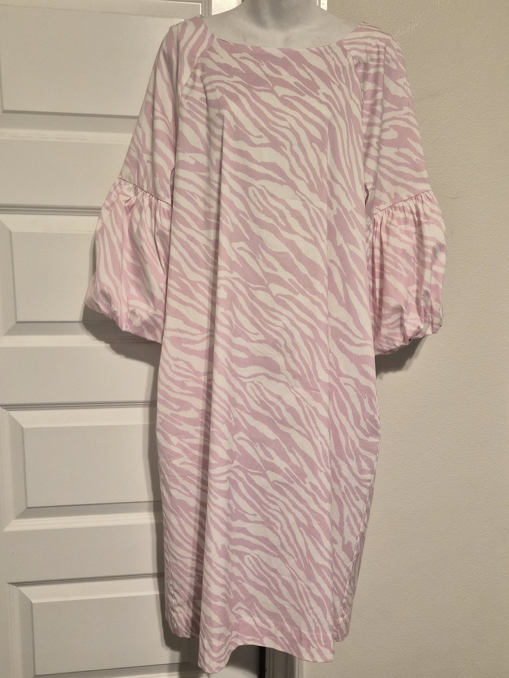 Chicos Midi Dress Balloon Sleeve Zebra Pattern Lavendar Blush Size 3 NWT